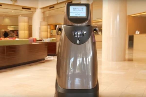 روبات های فرودگاه ژاپن انعام می گیرند