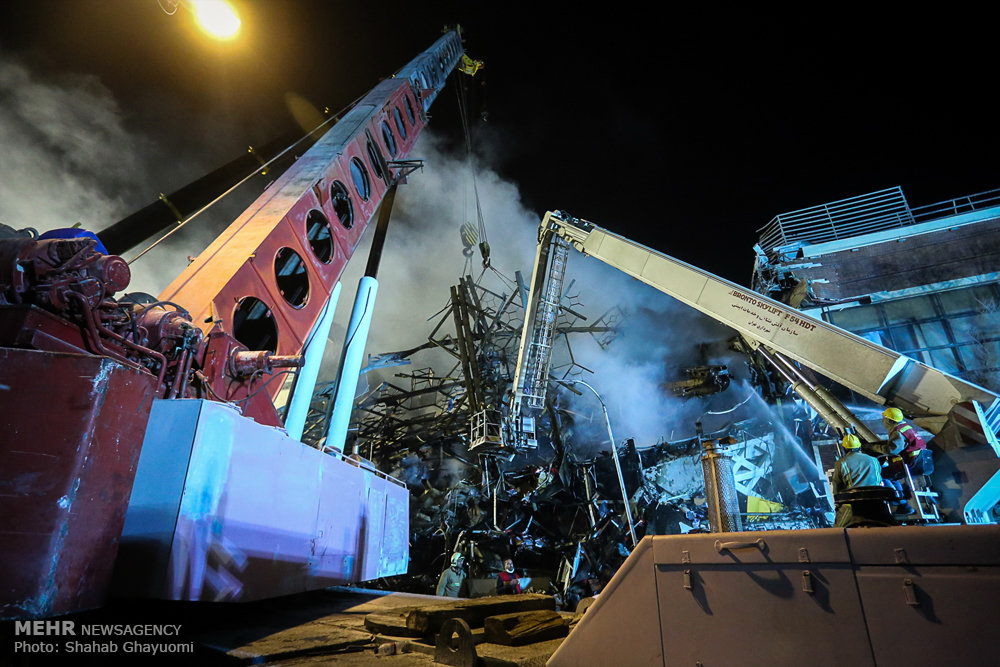عملیات امداد و نجات حادثه دیدگان ساختمان پلاسکو -۲