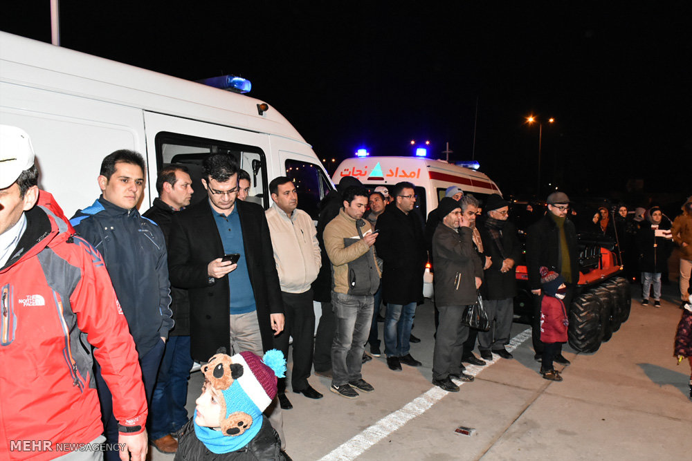 قدردانی مردم از زحمات آتش‌نشانان در منطقه ارس آذربایجان شرقی