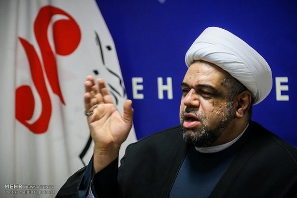 نماینده آیت الله قاسم در گفتگو با مهر: حمله به منزل شیخ عیسی قاسم با چراغ سبز ترامپ/ وضعیت شیخ مشخص نیست