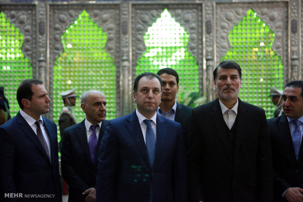 ادای احترام وزیر دفاع ارمنستان به امام راحل