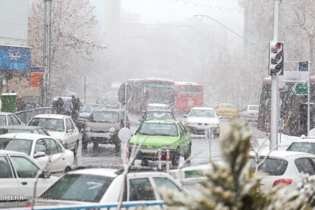 بارش برف در تهران 