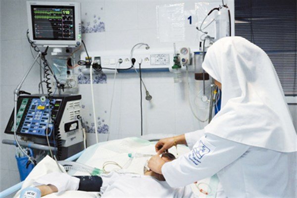 نایب رئیس کمیسیون بهداشت مجلس؛ طرح تربیت پرستار در بیمارستان ها نباید متوقف شود
