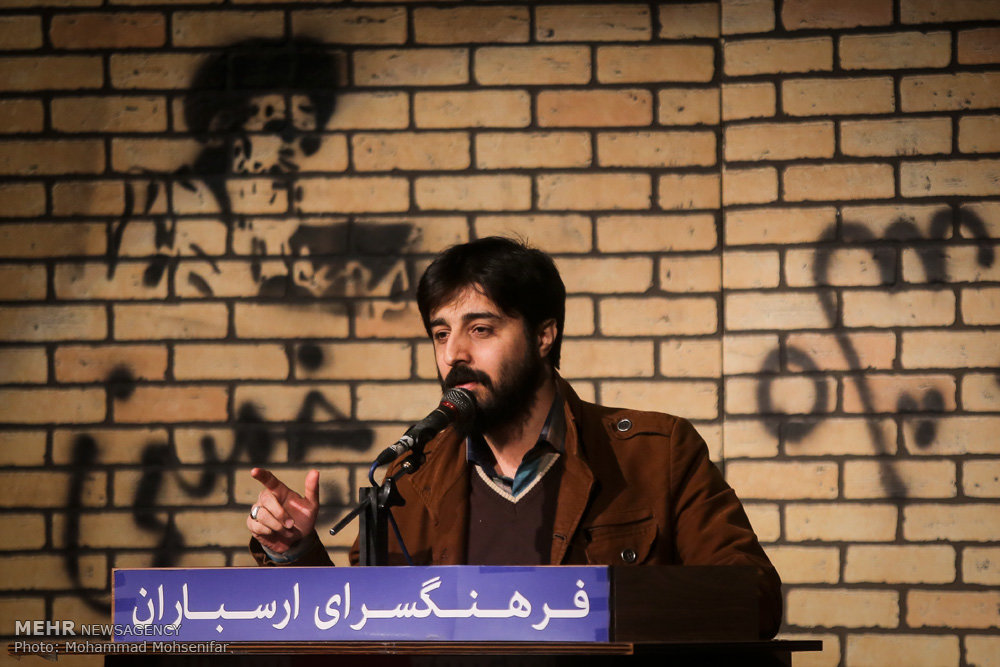 آیین تجلیل از ۲۲ نویسنده انقلاب اسلامی