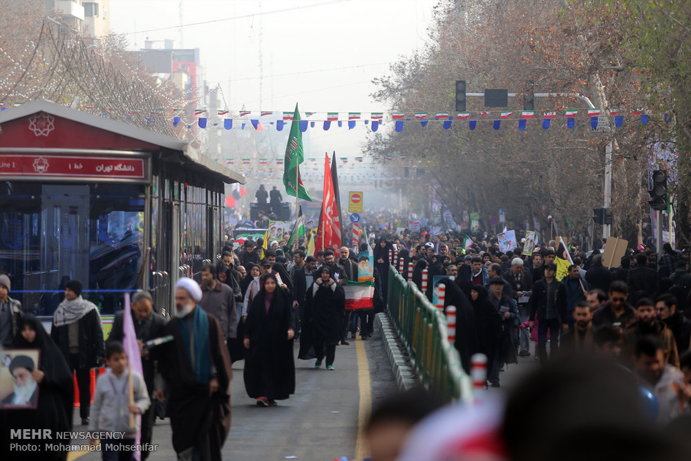 راهپیمایی یوم الله ۲۲ بهمن در تهران -۳