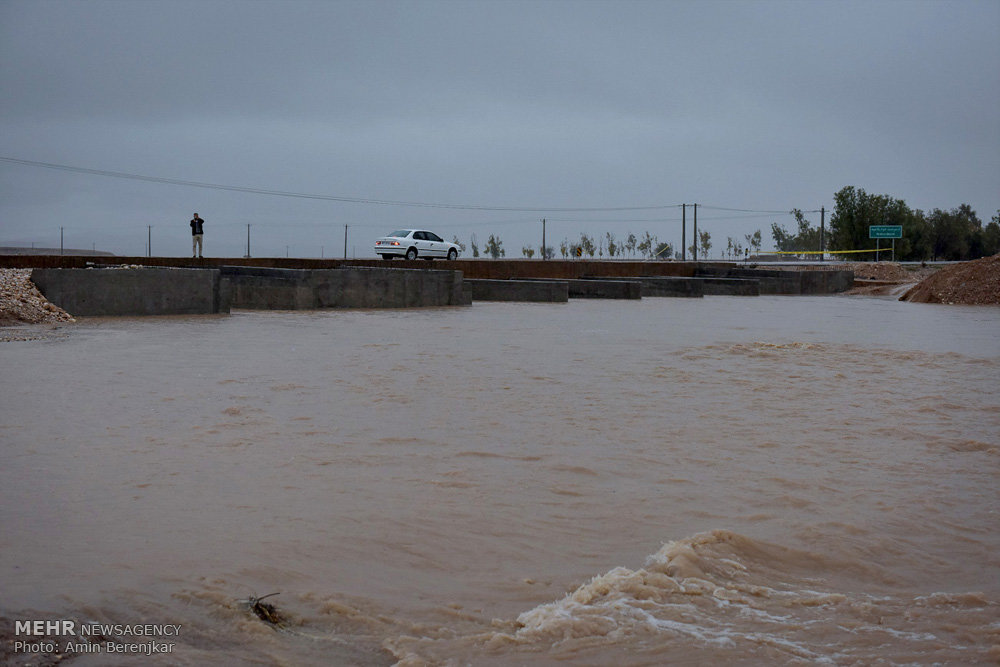 بارش شدید باران و امداد رسانی در شهرستان فسا