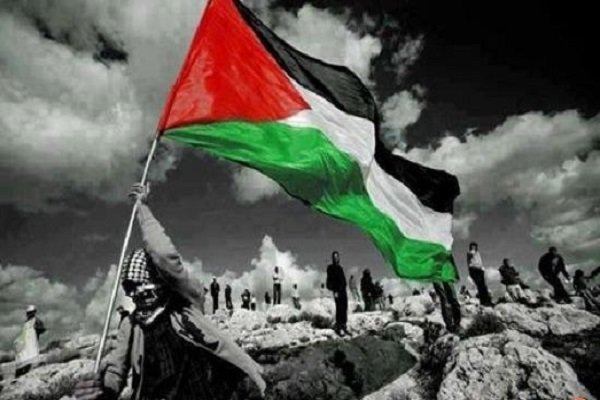 ضربه شیخ‌نشینان بر پیکره مسأله فلسطین/ انتفاضه زنده است