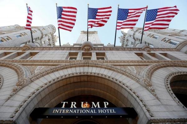 درآمد برگزاری مراسم خارجی در«هتل ترام‍پ» به خزانه داری واگذار شود