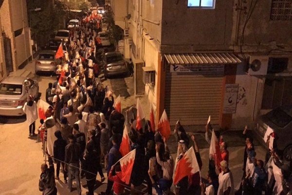 تظاهرات مردم بحرین در شب محاکمه آیت الله عیسی قاسم+تصاویر