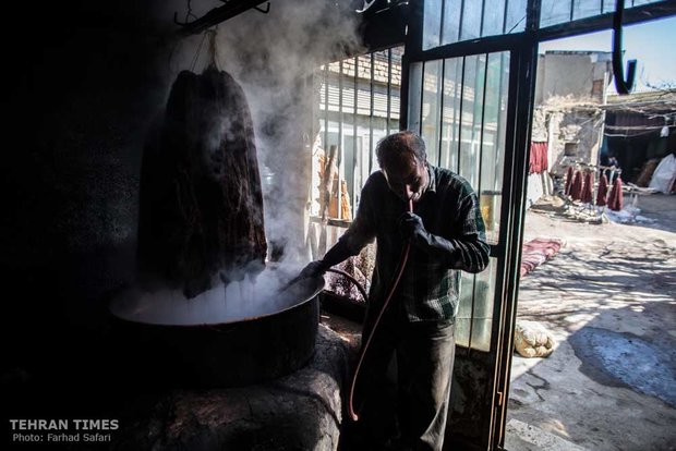 Traditional dyer caters to rug weaving workshops
