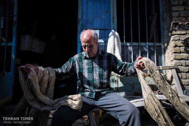Traditional dyer caters to rug weaving workshops