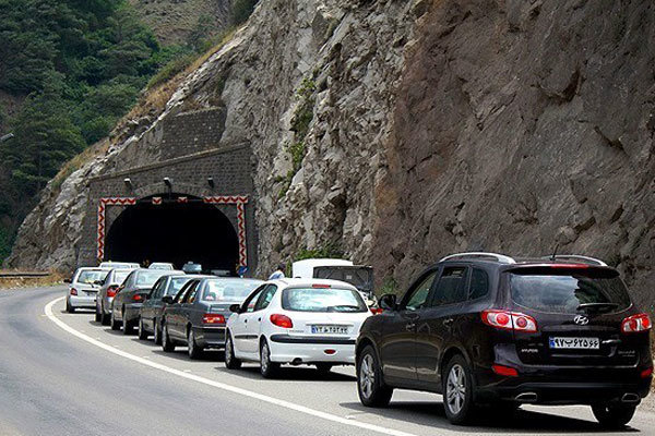 حجم ترافیک در شهر رودبار سنگین است