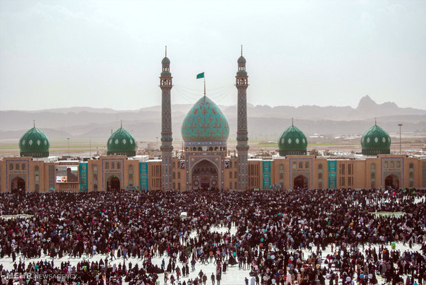 مراسم تحویل سال نو در مسجد مقدس جمکران
