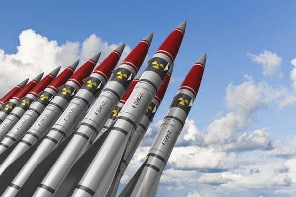 منع استفاده از تسلیحات هسته‌ای «واقع گرایانه» نیست