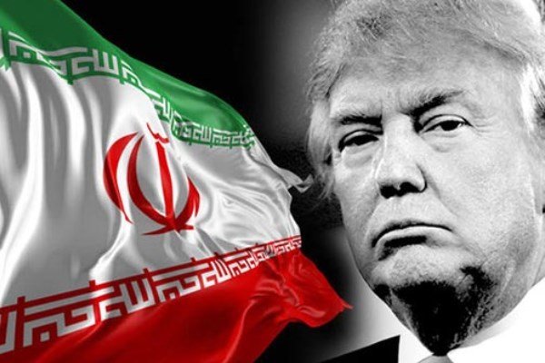 دونالد ترامپ و پرچم ایران