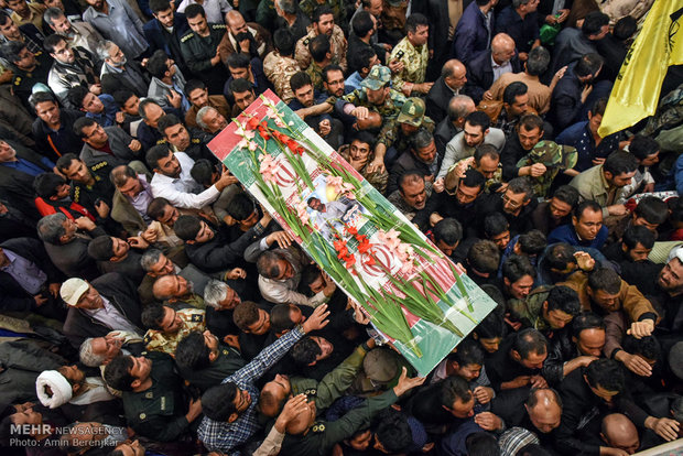 تشییع پیکرهای مطهر 4شهید مدافع حرم در شیراز