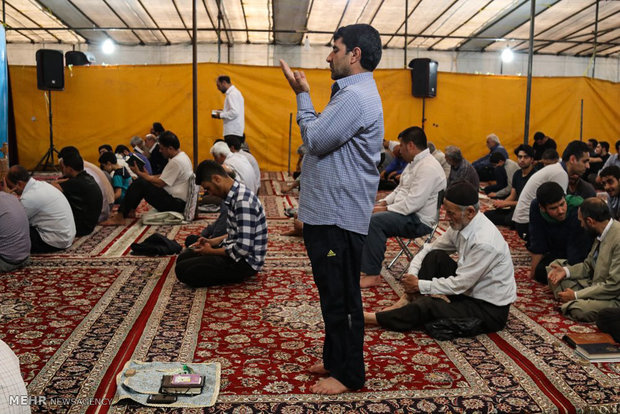 مراسم معنوی اعتکاف در مساجد اصفهان