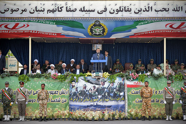 رژه نیروهای مسلح در مشهد / رامین صفاری