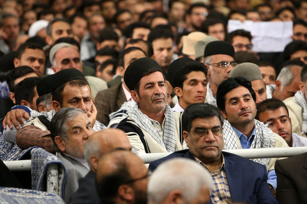 Teachers and educationalists met with Leader on Teachers' Day