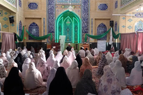مسجد امام حسین (ع) دانشگاه علوم پزشکی ایران غبارروبی می شود