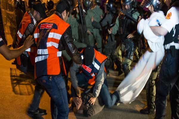 درگیری میان معترضان و پلیس در شهر «الحسیمه» مغرب