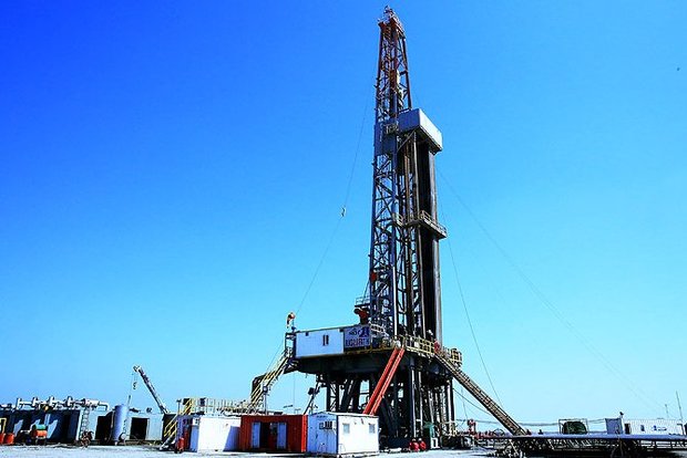 عملیات مهار فوران چاه شماره ۱۴۷ میدان نفتی رگ سفید ادامه دارد