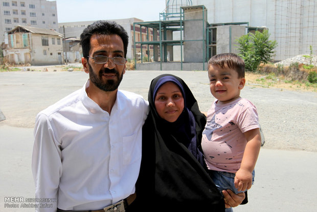 دیدار عماد اسماعیل نژاد کودک نجات یافته از حادثه تروریستی با نماینده ولی فقیه در گلستان