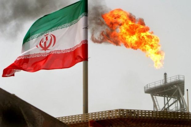 صادرات نفت ایران به چین رکورد می زند/ ذخیره ۲ میلیون بشکه در خشکی
