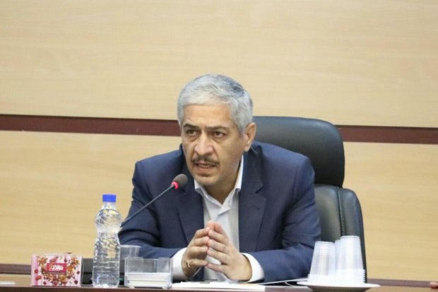 احمد همتی - کراپشده