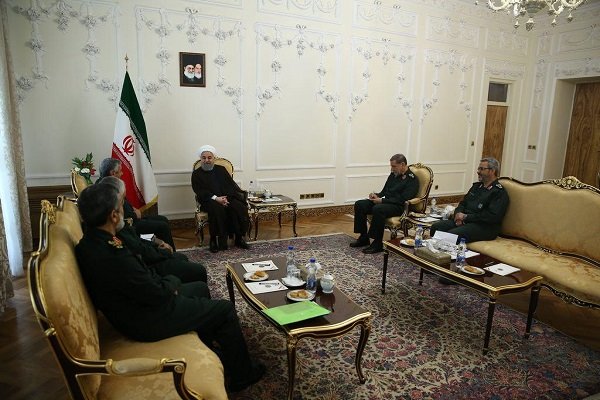 روحانی بر حمایت از خدمات سپاه تاکید کرد/جعفری: آماده همکاری هستیم