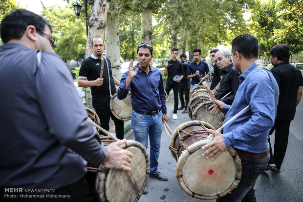 مراسم ختم هنرمندان مراسم تشییع هنرمندان مافیای کنسرت علت فوت محمود جهان عکس تشییع جنازه بیوگرافی محمود جهان اخبار موسیقی