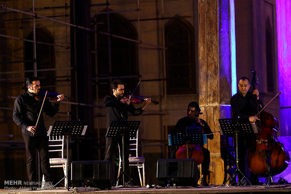 کنسرت شهرام ناظری و حافظ ناظری در اصفهان