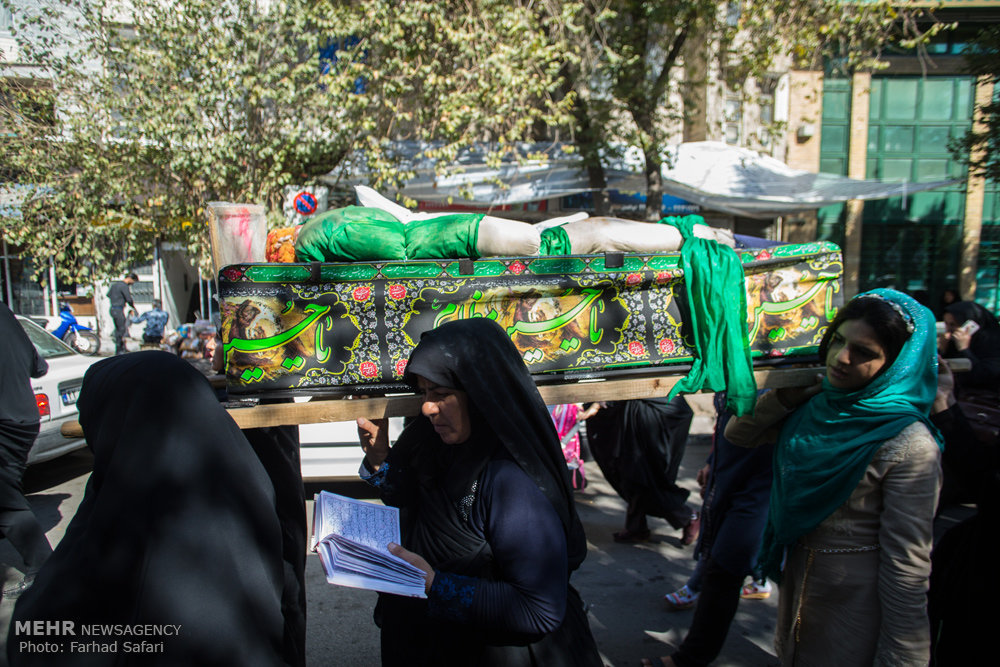 مراسم نمادین خا پاری ی کربلا در قزوین