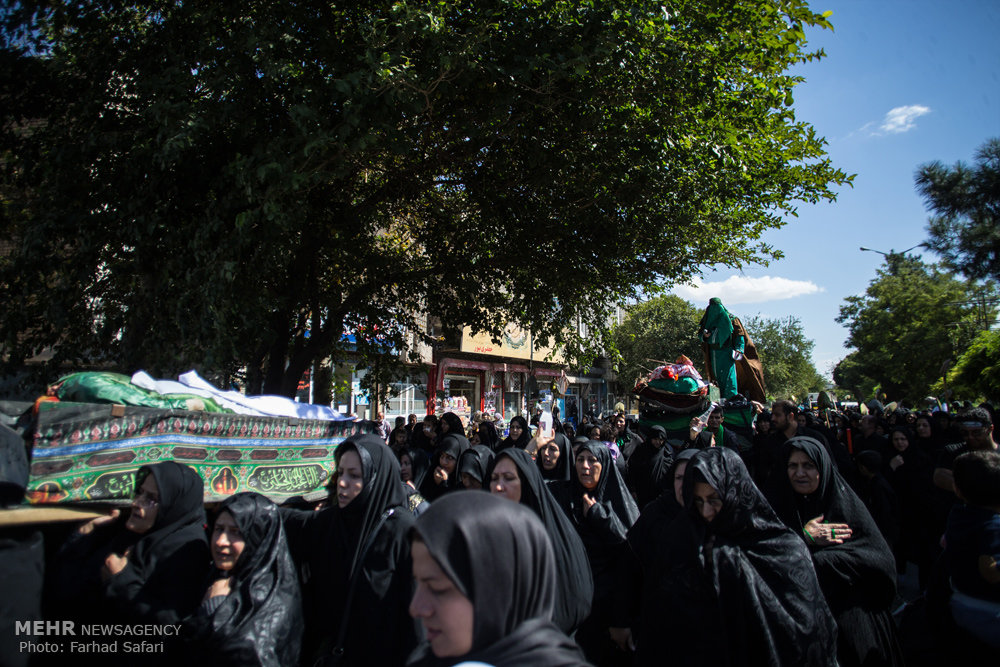 مراسم نمادین خا پاری ی کربلا در قزوین