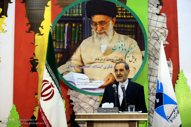 اقتدار بی سابقه امروز ایران مرهون رهبری آیت الله خامنه ای است