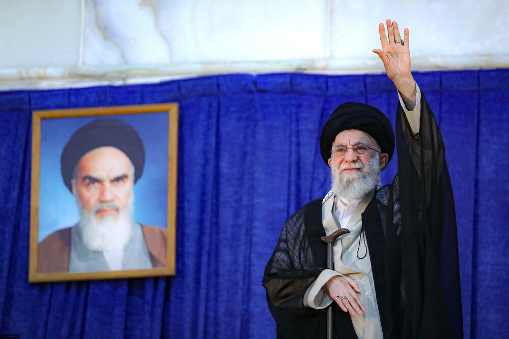 مبارزی که تاریخ انقلاب را نوشت مبارزی که تاریخ انقلاب را نوشت