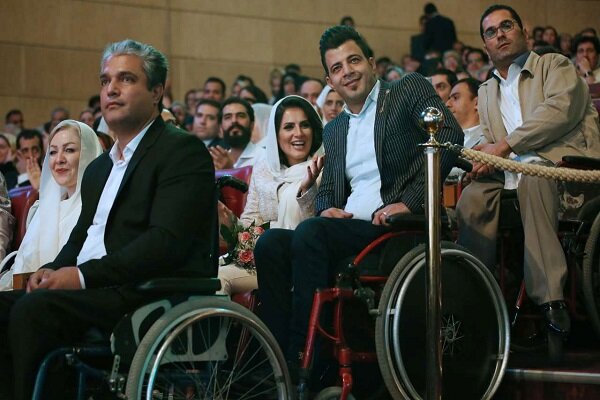 جشن ازدواج ۱۱۴ زوج دارای معلولیت در برج میلاد برگزار شد جشن ازدواج ۱۱۴ زوج دارای معلولیت در برج میلاد برگزار شد