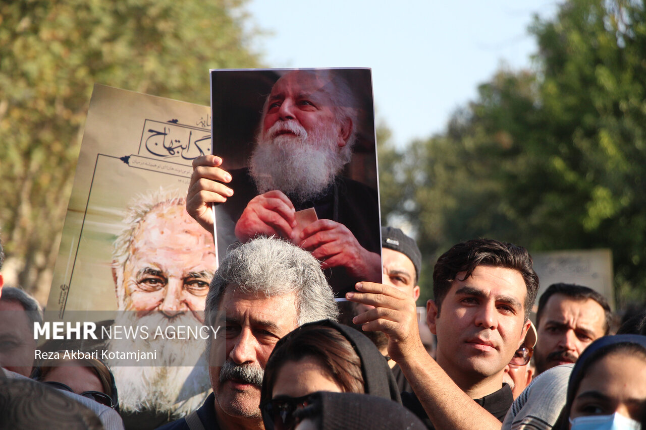 سومین سالگرد درگذشت «هوشنگ ابتهاج» در رشت برگزار میشود سومین سالگرد درگذشت «هوشنگ ابتهاج» در رشت برگزار میشود