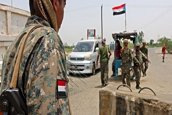 رویترز: تحولات یمن عمق اختلافات میان ریاض و ابوظبی را برملا کرد رویترز: تحولات یمن عمق اختلافات میان ریاض و ابوظبی را برملا کرد