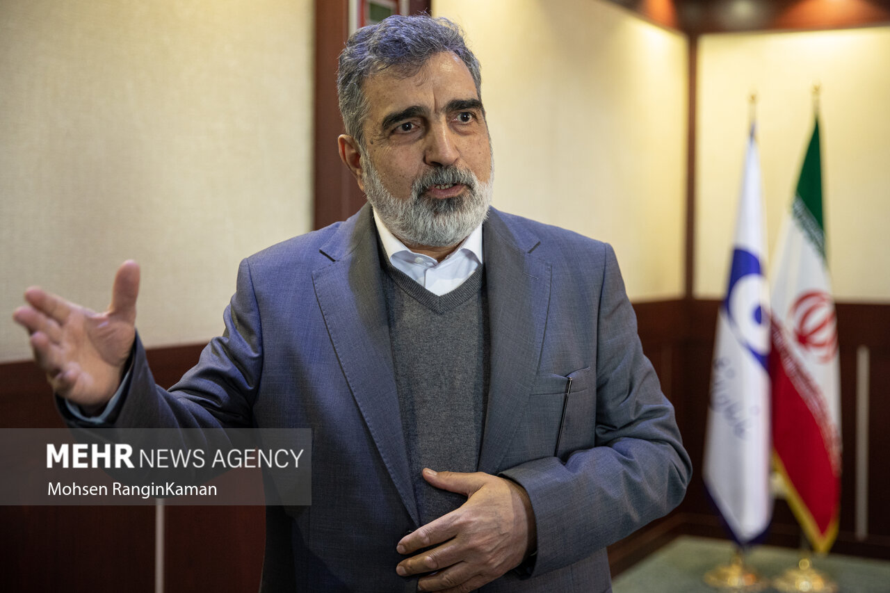 کمالوندی: تا زمانی که قوی باشیم میتوانیم حقوقمان را در جهان حفظ کنیم کمالوندی: تا زمانی که قوی باشیم میتوانیم حقوقمان را در جهان حفظ کنیم