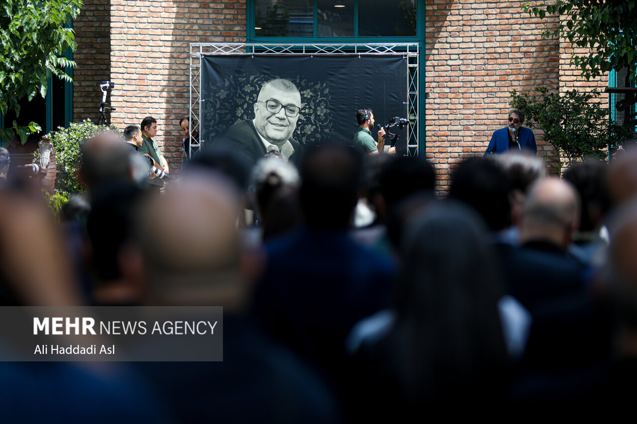 چهرهها یک به یک رفتند/ جایتان بر صحنه تئاتر همیشه خالی است