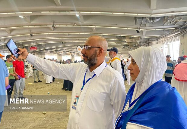 تصاویر اختصاصی مهر از عکس یادگاری حاجیان پس از انجام اعمال منا