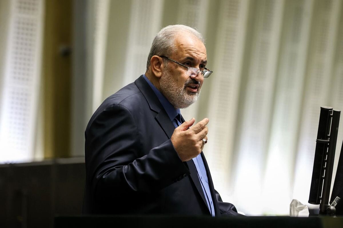 علی آبادی: عزم جدی در اجرای برنامه هفتم را در دستور کار قرار دادیم علی آبادی: عزم جدی در اجرای برنامه هفتم را در دستور کار قرار دادیم