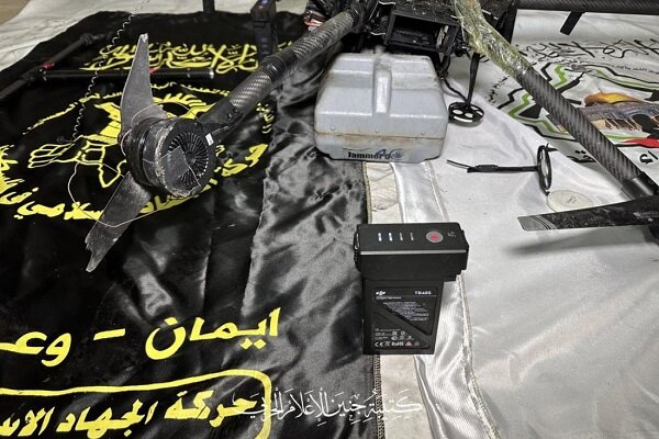 سقوط پهپاد ارتش رژیم صهیونیستی در شهر غزه سقوط پهپاد ارتش رژیم صهیونیستی در شهر غزه