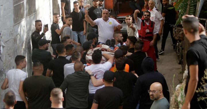 حضور ۵۰ هزار فلسطینی در نماز جمعه مسجدالاقصی