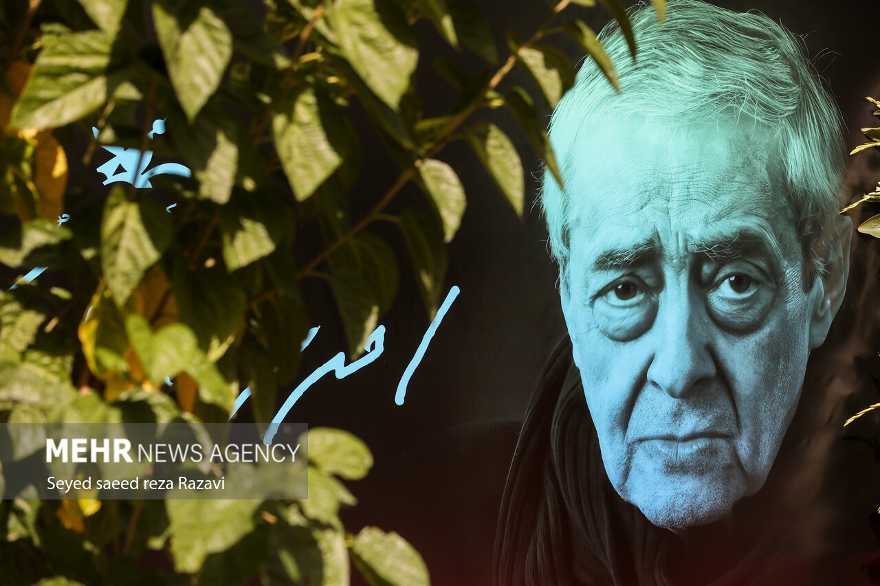 چهرهها یک به یک رفتند/ جایتان بر صحنه تئاتر همیشه خالی است