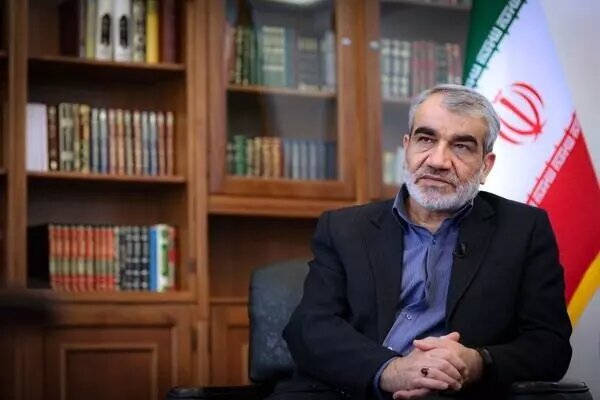 کدخدایی: شهید سلیمانی عاشق محبوب خود شد و محبوبش او را برگزید کدخدایی: شهید سلیمانی عاشق محبوب خود شد و محبوبش او را برگزید