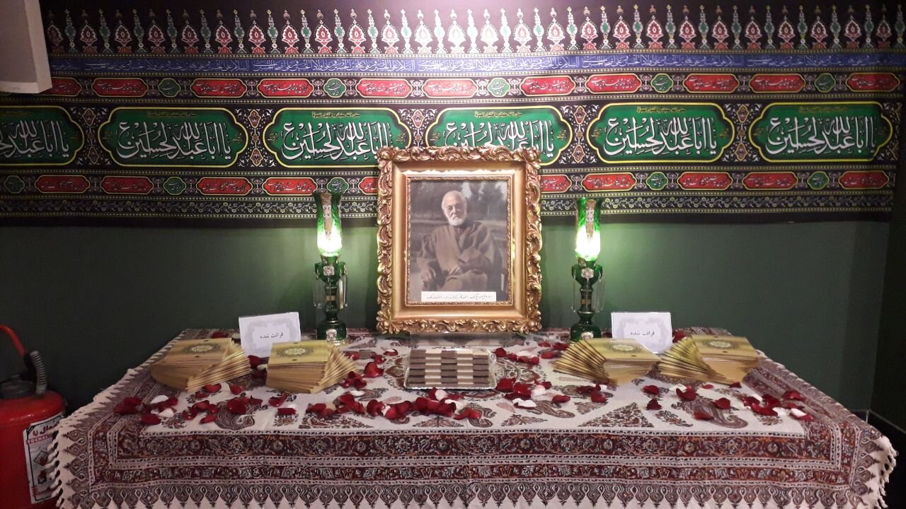 مجلس روضهای چند ده ساله در موقوفه ملک