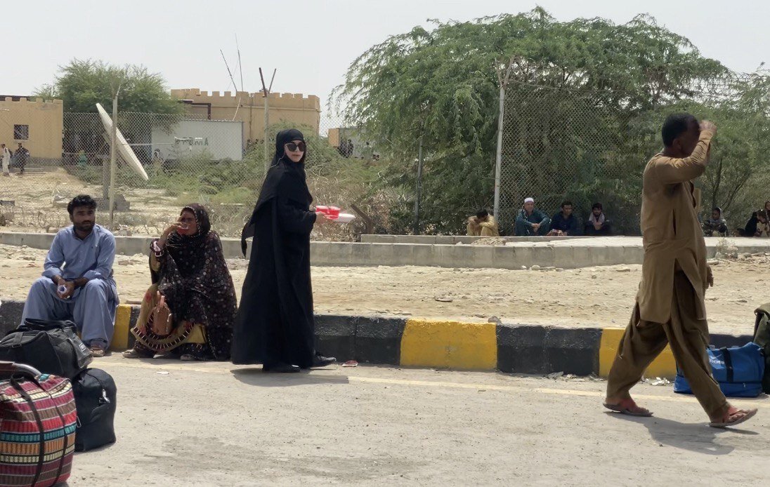 اینجا میانگین عاشقی بالاتر است/ نه در شأن زائر؛ نه در شأن میزبان!