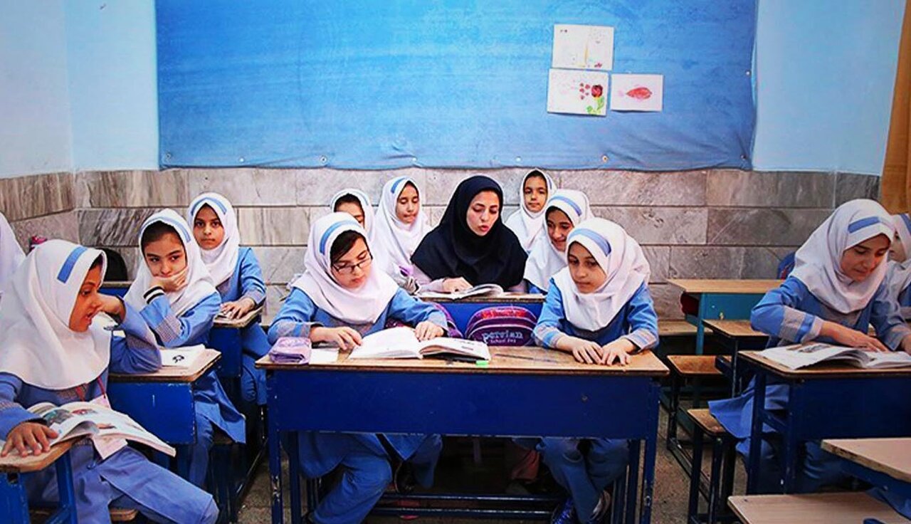 مصوبه افزایش سقف سنی در دانشگاه فرهنگیان تغییر میکند؟ مصوبه افزایش سقف سنی در دانشگاه فرهنگیان تغییر میکند؟